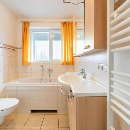 Liebevoll Eingerichtetes 아파트 *