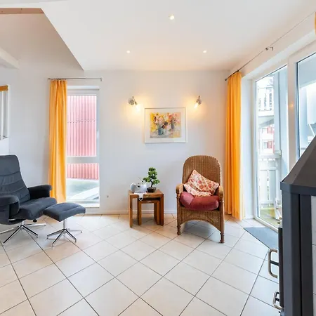 아파트 Liebevoll Eingerichtetes 레힐린